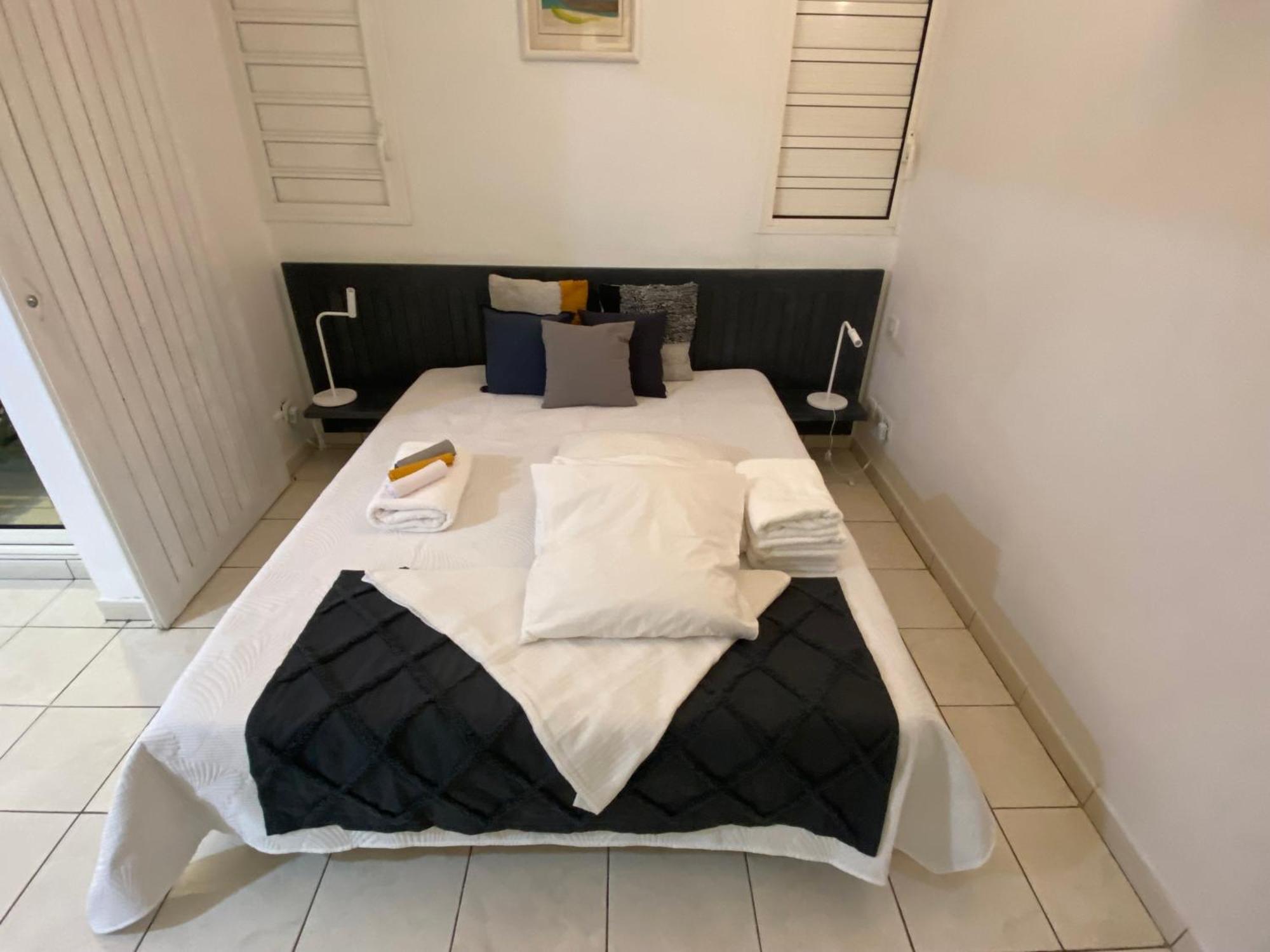 Le 63* Apartment Ла Трините Екстериор снимка